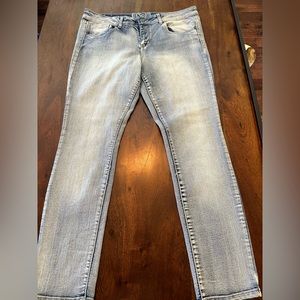 SOLD-😎SO Acid Washed Skinny Jeans